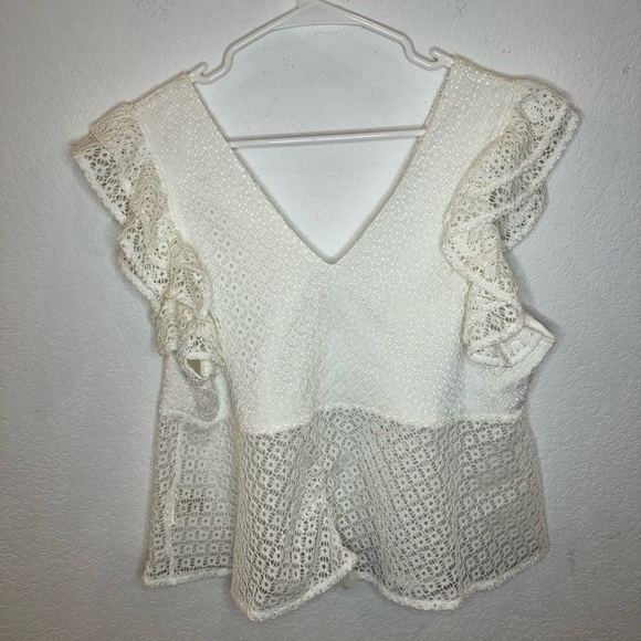 Steve Madden Lace Ruffle Keyhole Cropped Top - Picture 2 of 5